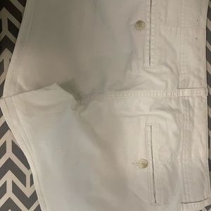 American Eagle Outfitters white shorts